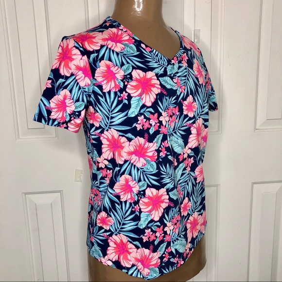 🌵Fresh Produce Island Dreaming V-Neck Tee NWT Med - Picture 5 of 13